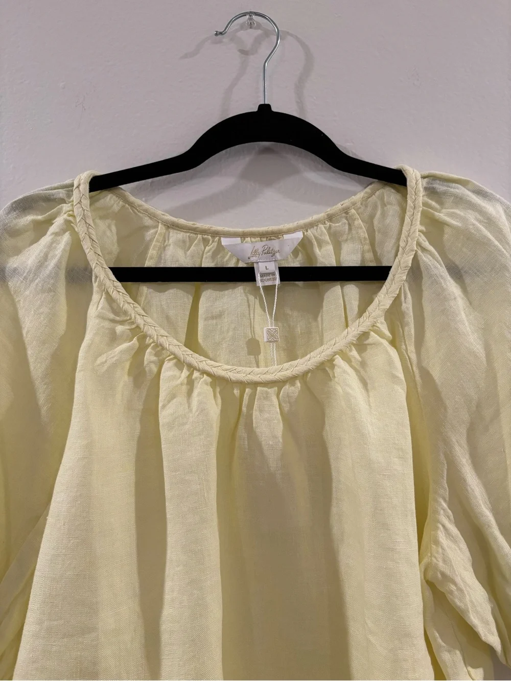 Lilly Pulitzer Pale Yellow Linen Puff-Sleeve Scoop Neck Top